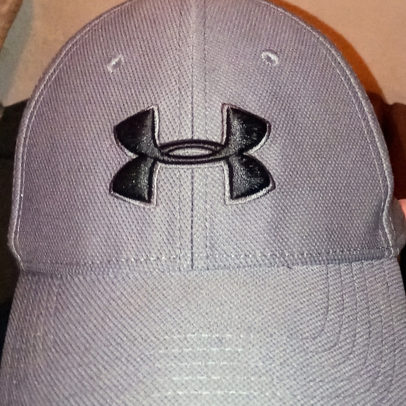 Under Armour Men's Blitzing 3.0 Stretch Fit Hat - Picture 2 of 3